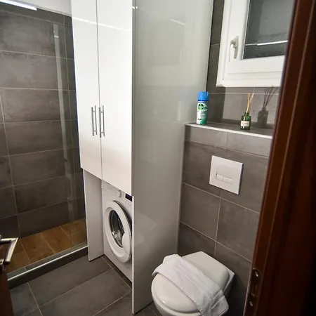 Black And White 1 Lägenhet