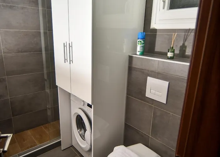 Black And White 1 公寓